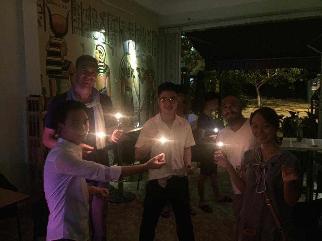Lucky Bee Homestay Da Nang Buitenkant foto