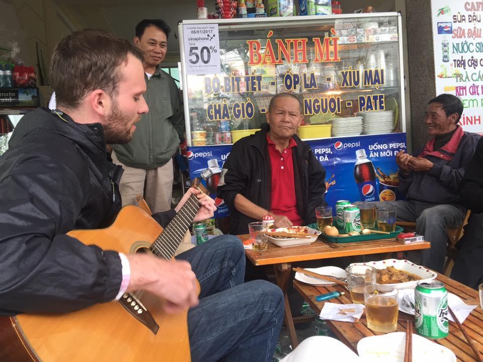 Lucky Bee Homestay Da Nang Buitenkant foto